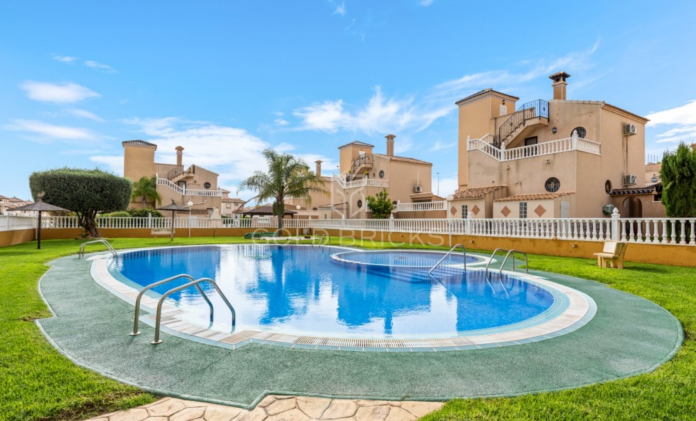 Wederverkoop · Apartment · Orihuela Costa · Lomas de Cabo Roig