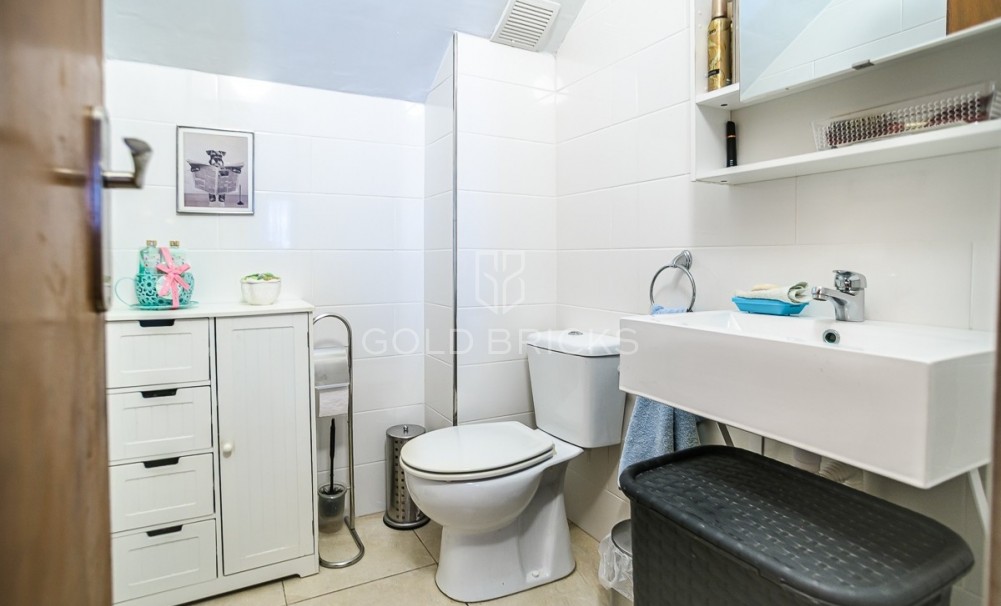 Wederverkoop ·  · Orihuela · Los Balcones