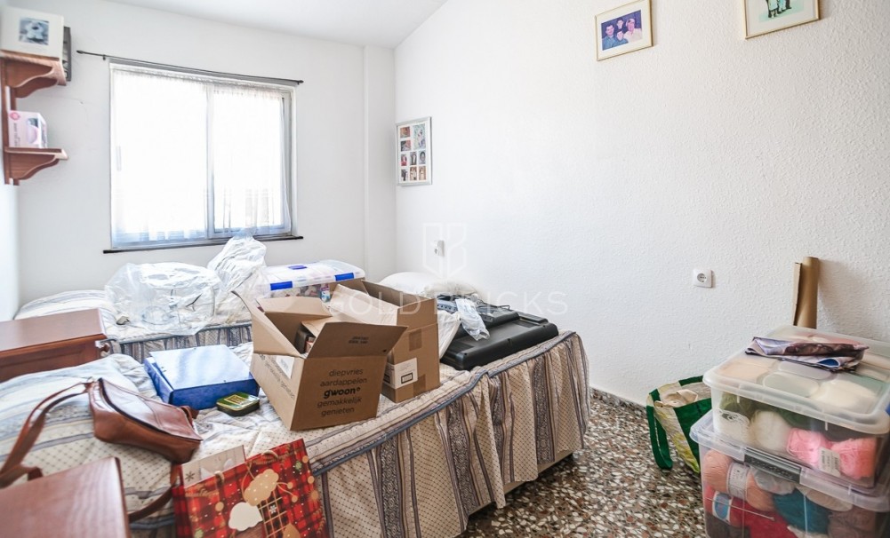 Wederverkoop ·  · Orihuela · Los Balcones