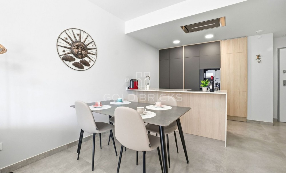 Resale ·  · Orihuela · Los Altos