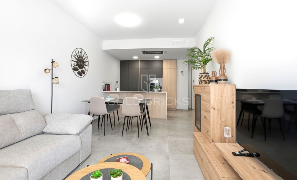 Resale ·  · Orihuela · Los Altos