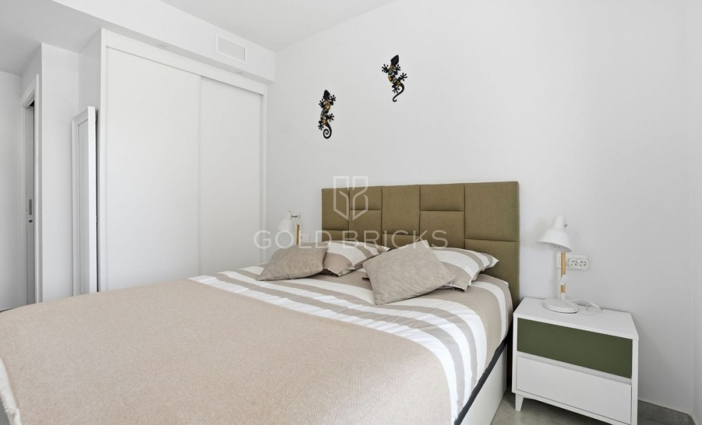 Resale ·  · Orihuela · Los Altos