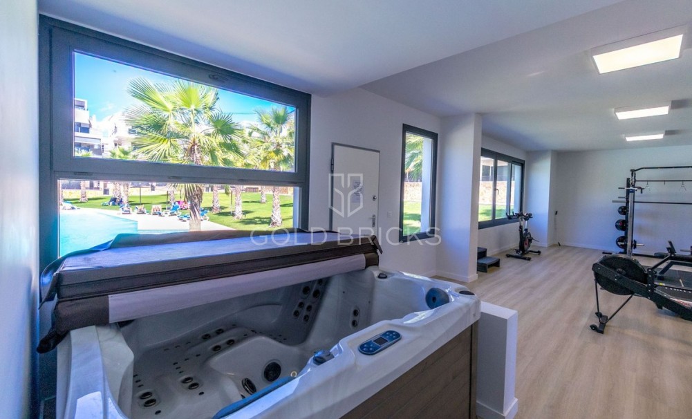 Resale ·  · Orihuela · Los Altos