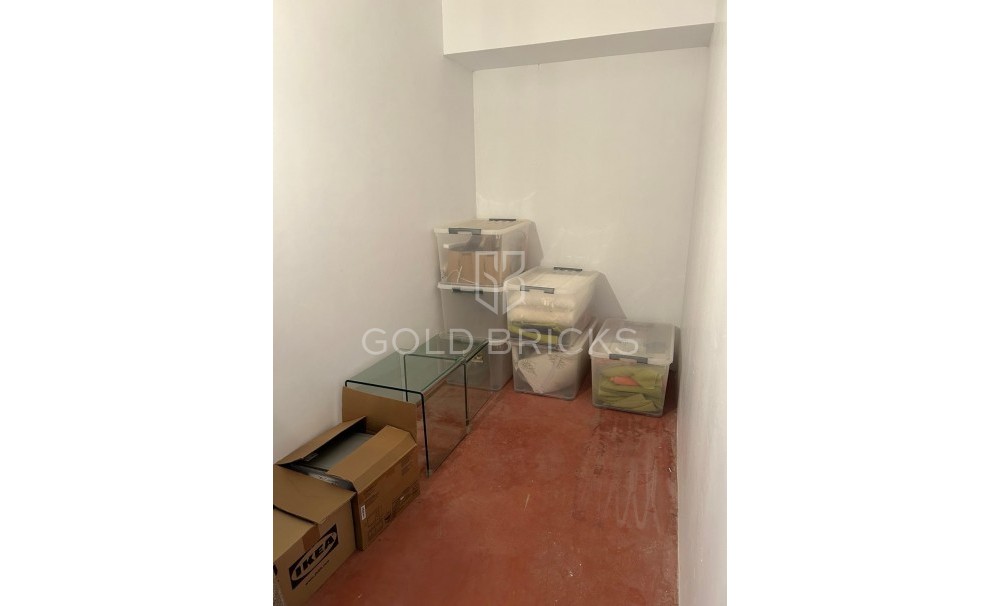 Wederverkoop ·  · Orihuela · La Zenia