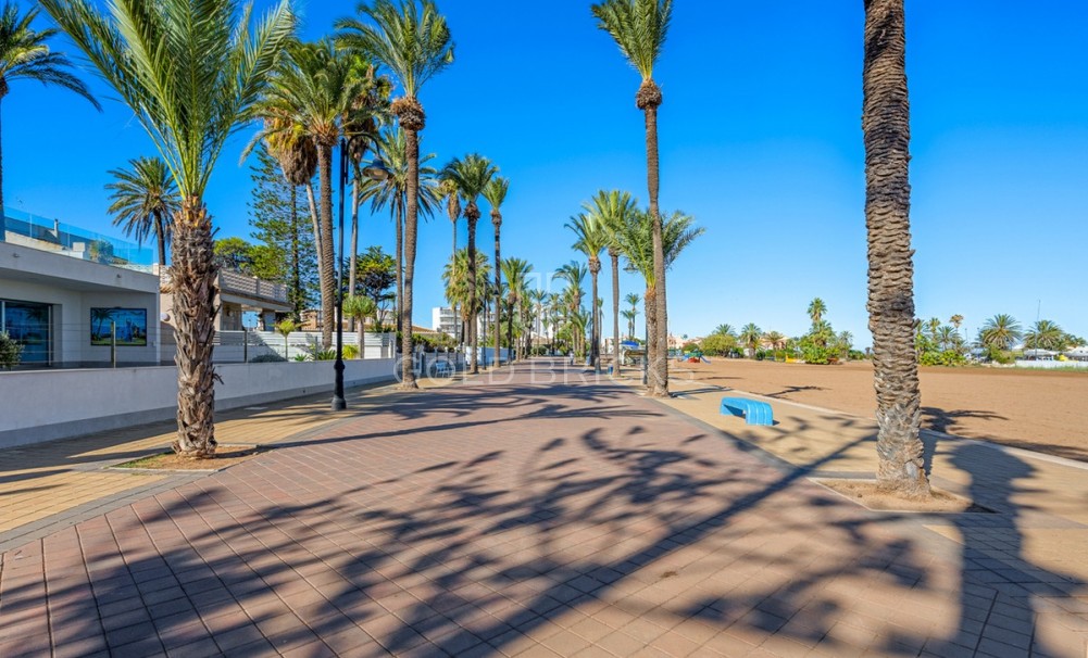 Wederverkoop ·  · Cartagena · Mar de Cristal