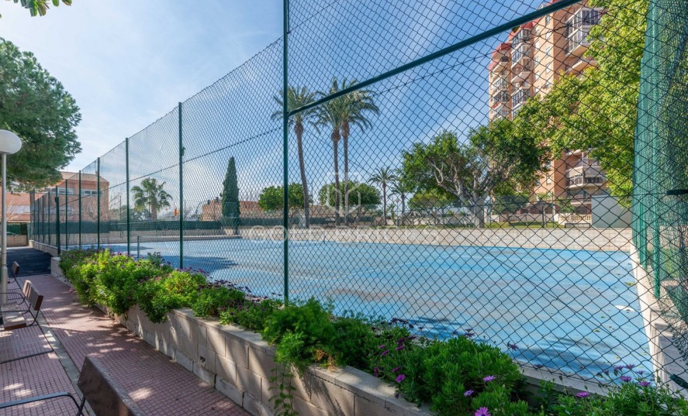 Wederverkoop ·  · Campello - El Campello · Campello - El Campello Centro