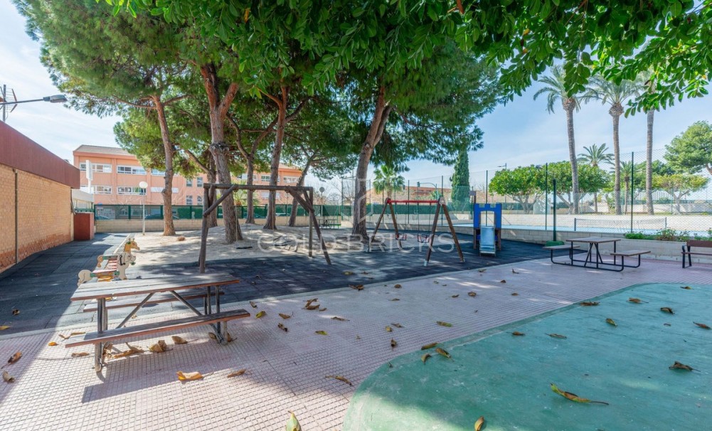 Wederverkoop ·  · Campello - El Campello · Campello - El Campello Centro