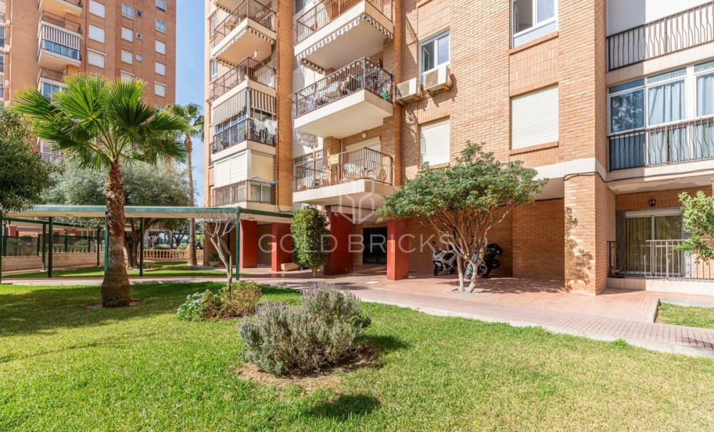 Wederverkoop ·  · Campello - El Campello · Campello - El Campello Centro