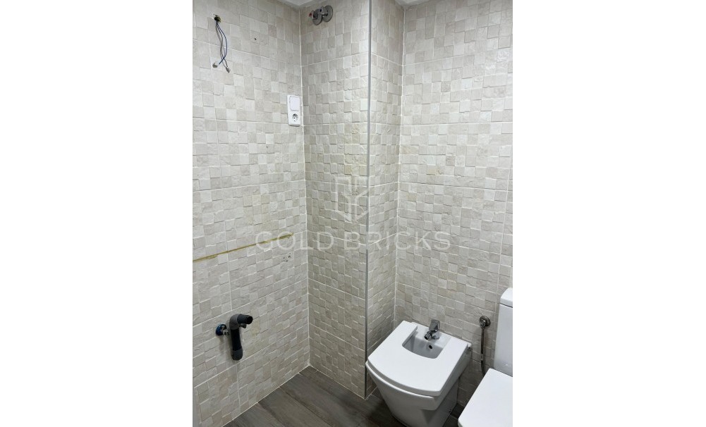 Wederverkoop ·  · Alicante · Alicante Centro