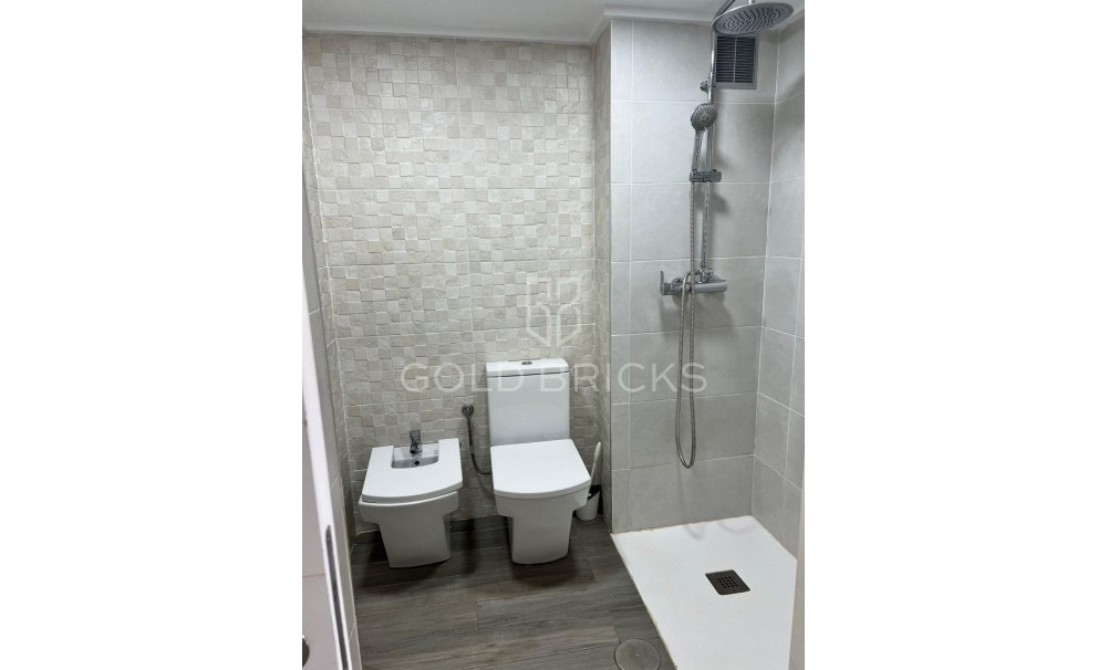 Wederverkoop ·  · Alicante · Alicante Centro