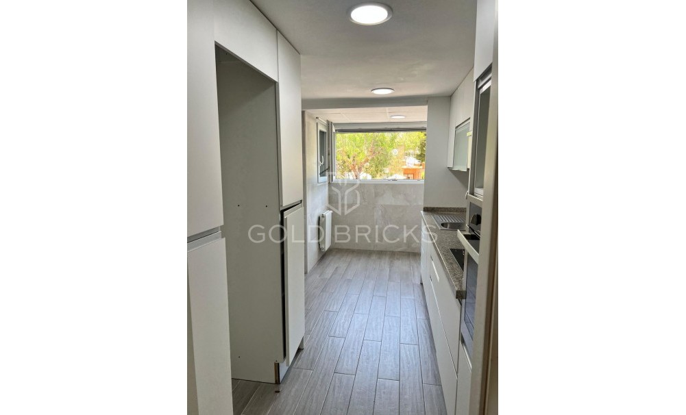 Wederverkoop ·  · Alicante · Alicante Centro