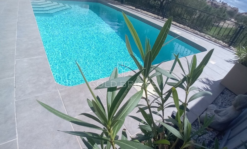 Wederverkoop ·  · Algorfa · La finca golf