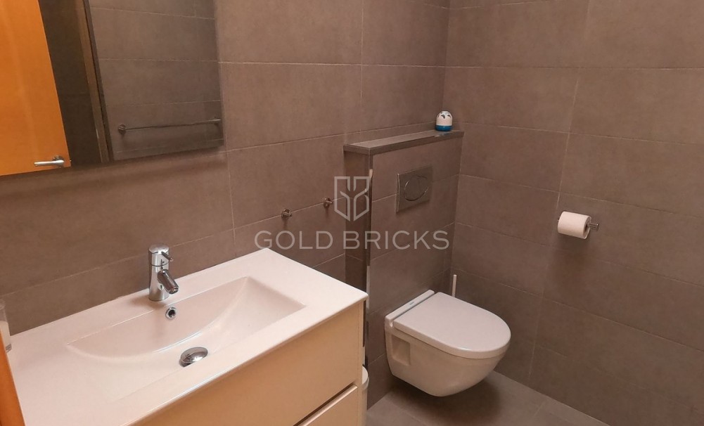 Wederverkoop ·  · Algorfa · La finca golf