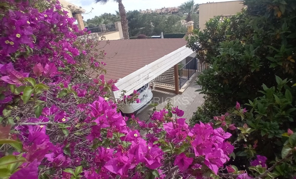 Wederverkoop ·  · Algorfa · La finca golf