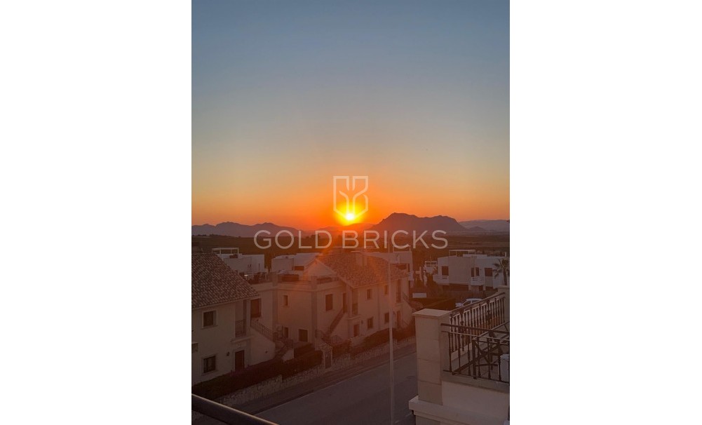 Wederverkoop ·  · Algorfa · La finca golf