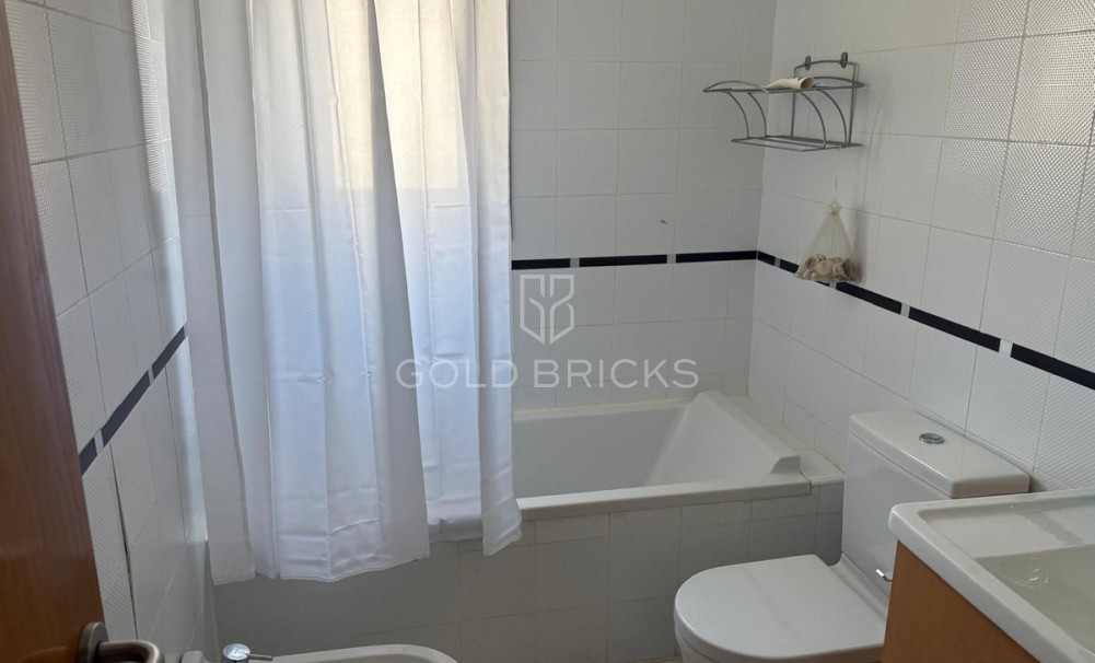 Wederverkoop ·  · Algorfa · La finca golf