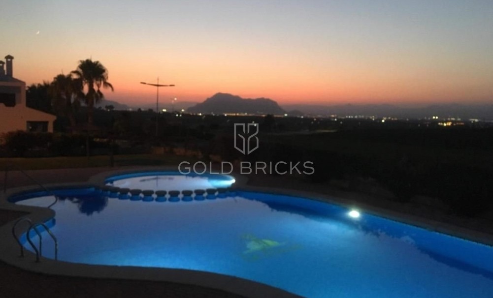 Wederverkoop ·  · Algorfa · La finca golf