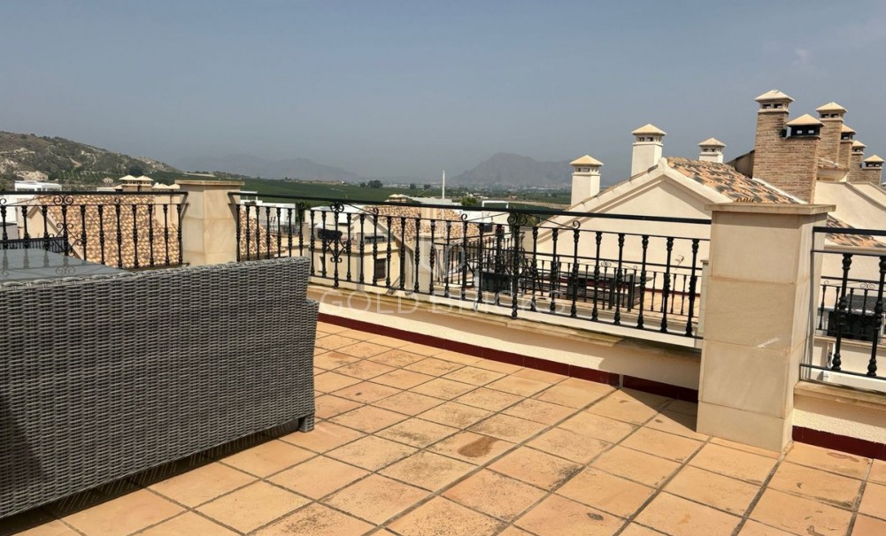 Wederverkoop ·  · Algorfa · La finca golf