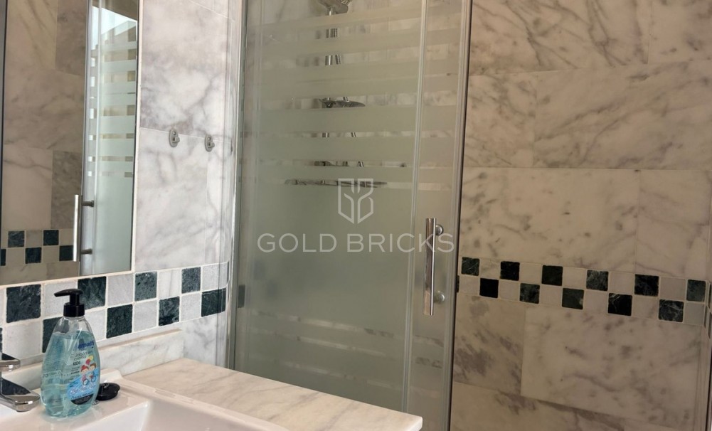 Wederverkoop ·  · Algorfa · La finca golf