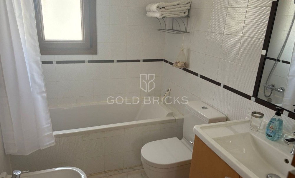 Wederverkoop ·  · Algorfa · La finca golf