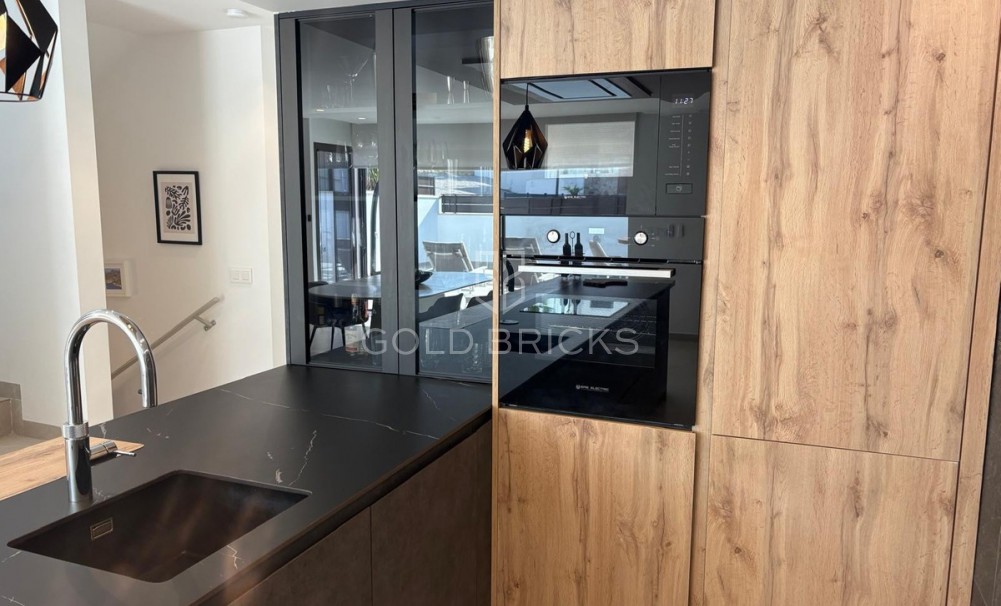 Wederverkoop ·  · Algorfa · La finca golf