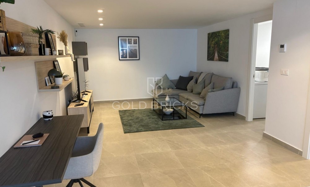 Wederverkoop ·  · Algorfa · La finca golf