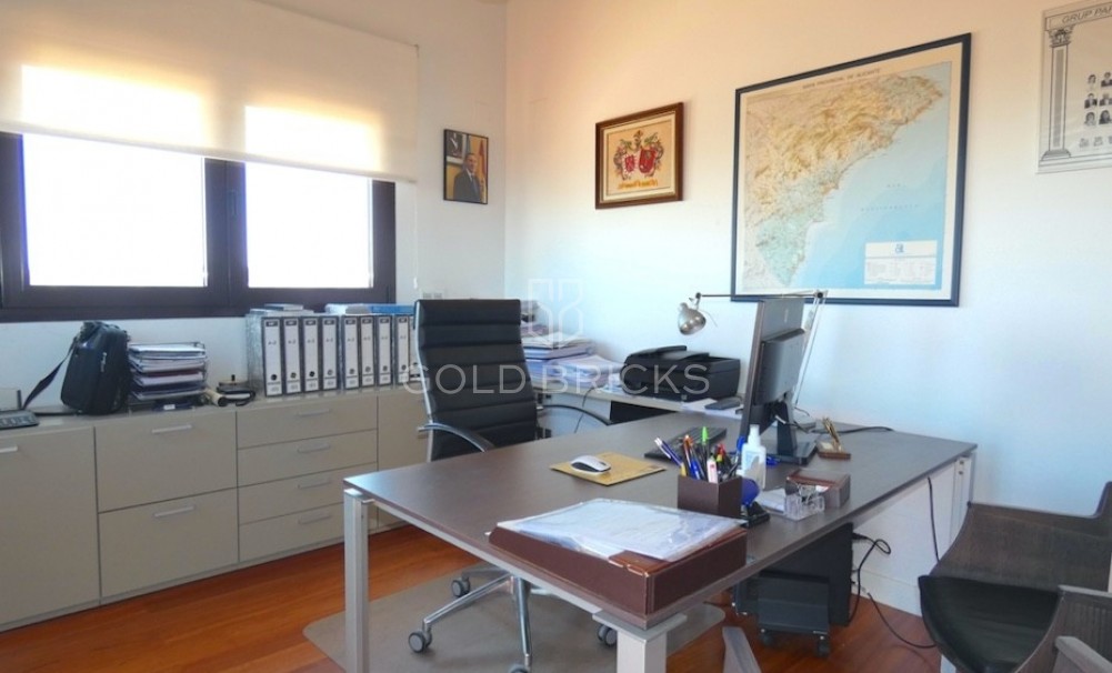 Wederverkoop ·  · Algorfa · Algorfa Centro