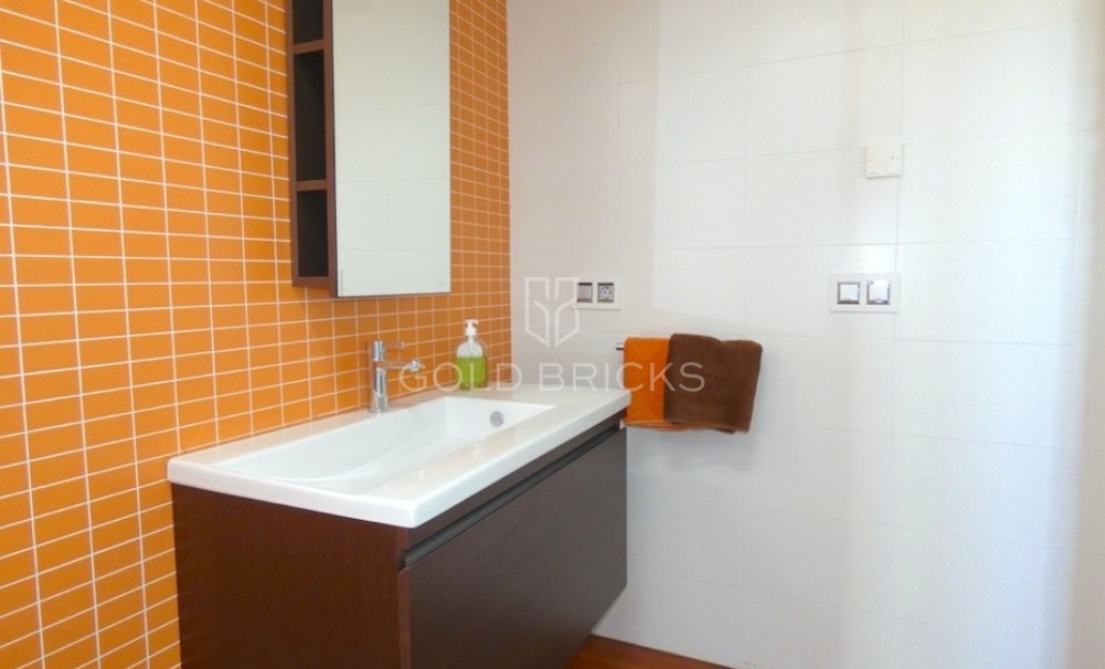 Wederverkoop ·  · Algorfa · Algorfa Centro