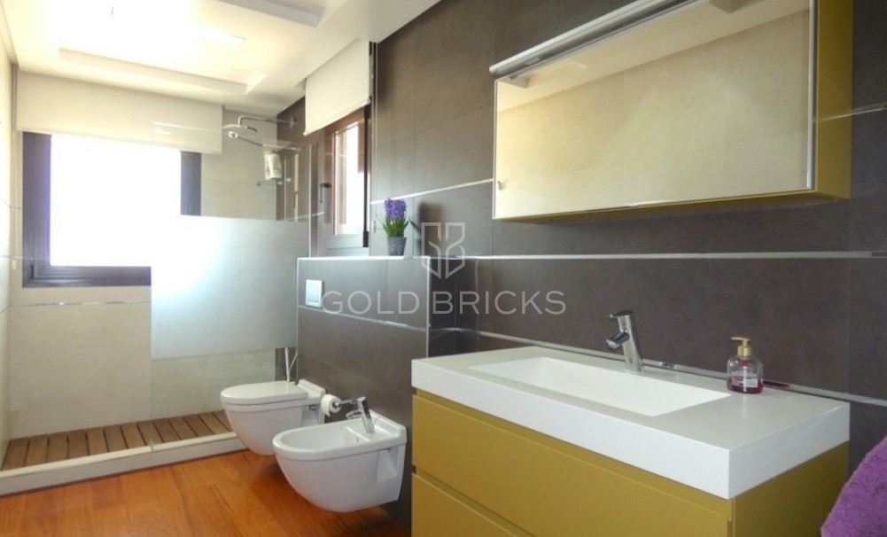 Wederverkoop ·  · Algorfa · Algorfa Centro