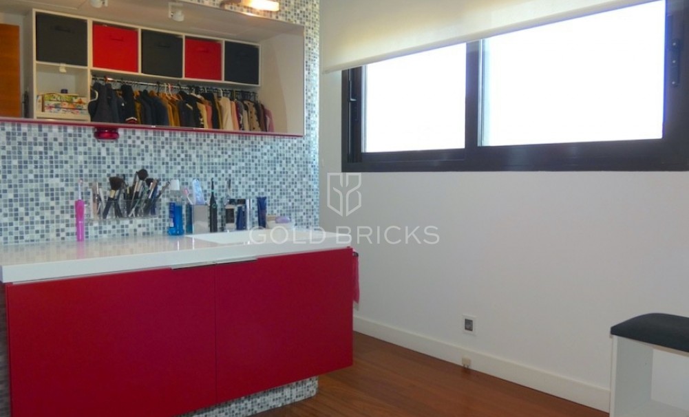 Wederverkoop ·  · Algorfa · Algorfa Centro