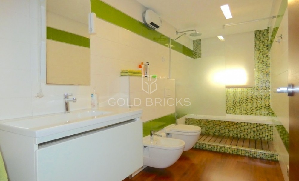 Wederverkoop ·  · Algorfa · Algorfa Centro