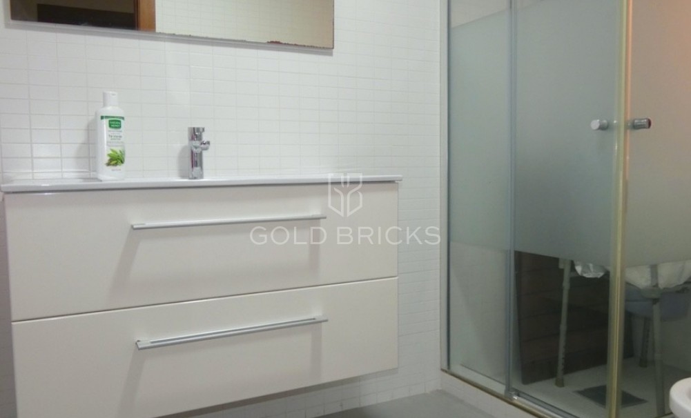 Wederverkoop ·  · Algorfa · Algorfa Centro