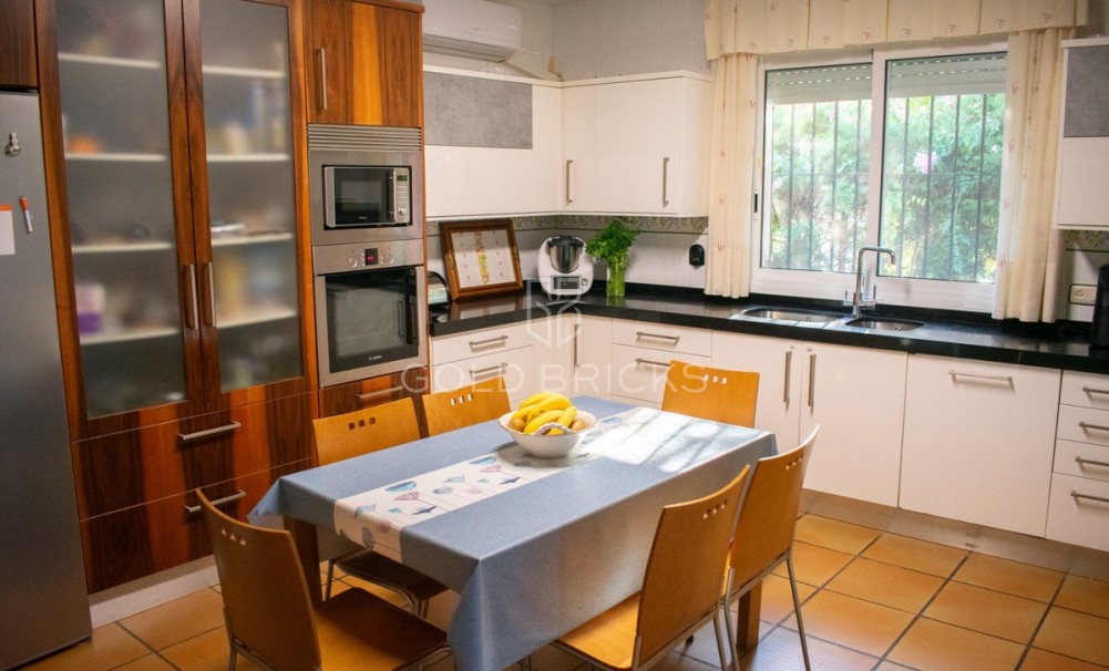 Wederverkoop ·  · Molina De Segura · Molina de Segura Centro