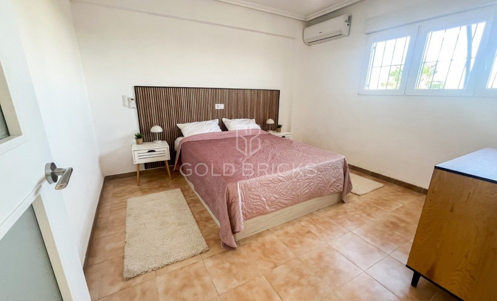 Wederverkoop ·  · Orihuela · Punta Prima