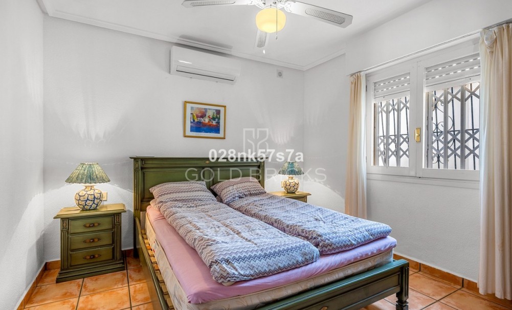 Wederverkoop ·  · Orihuela · Playa Flamenca