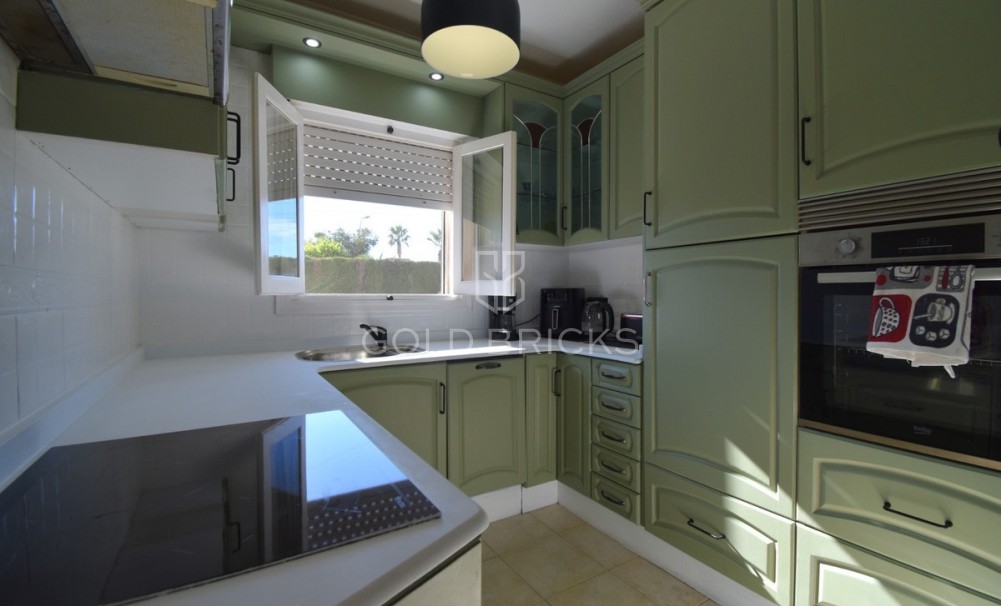 Wederverkoop ·  · Orihuela · Los Balcones