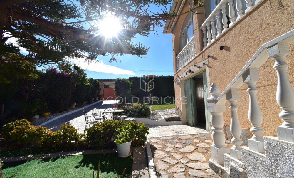 Wederverkoop ·  · Orihuela · Los Balcones