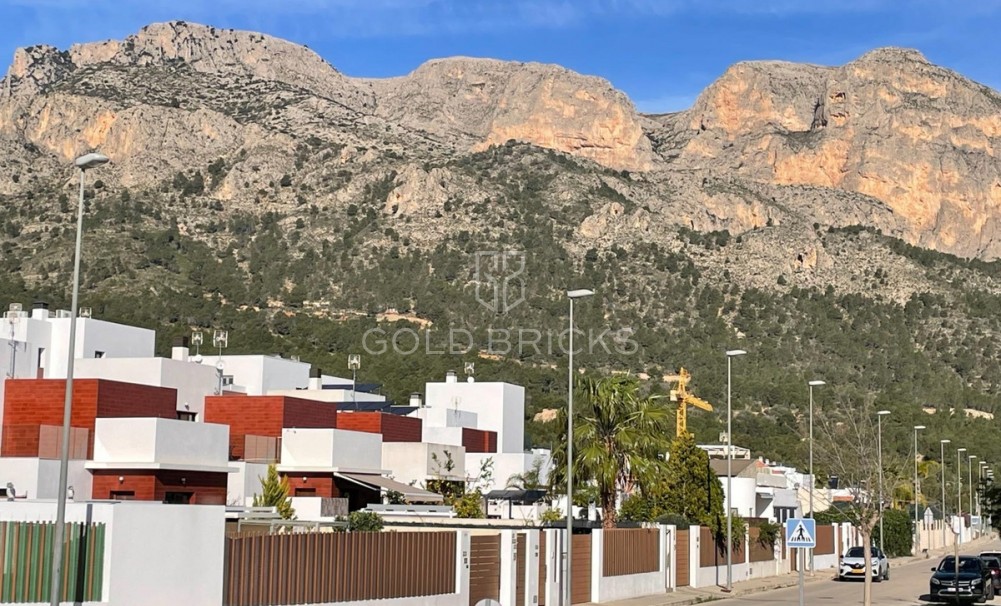 Wederverkoop ·  · Polop · Polop Centro