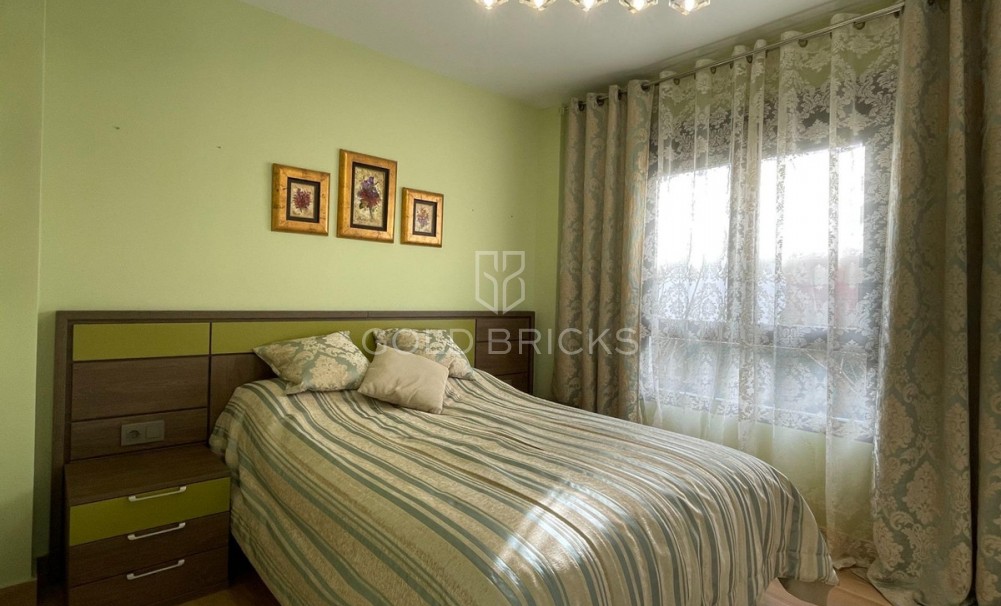 Wederverkoop ·  · Polop · Polop Centro