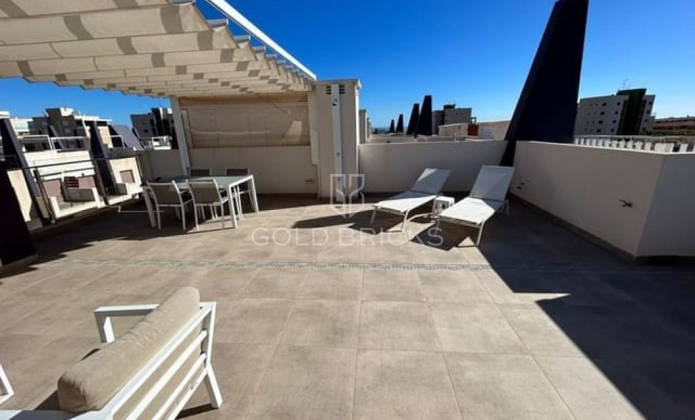 Wederverkoop ·  · Pilar de la Horadada · Torre De La Horadada