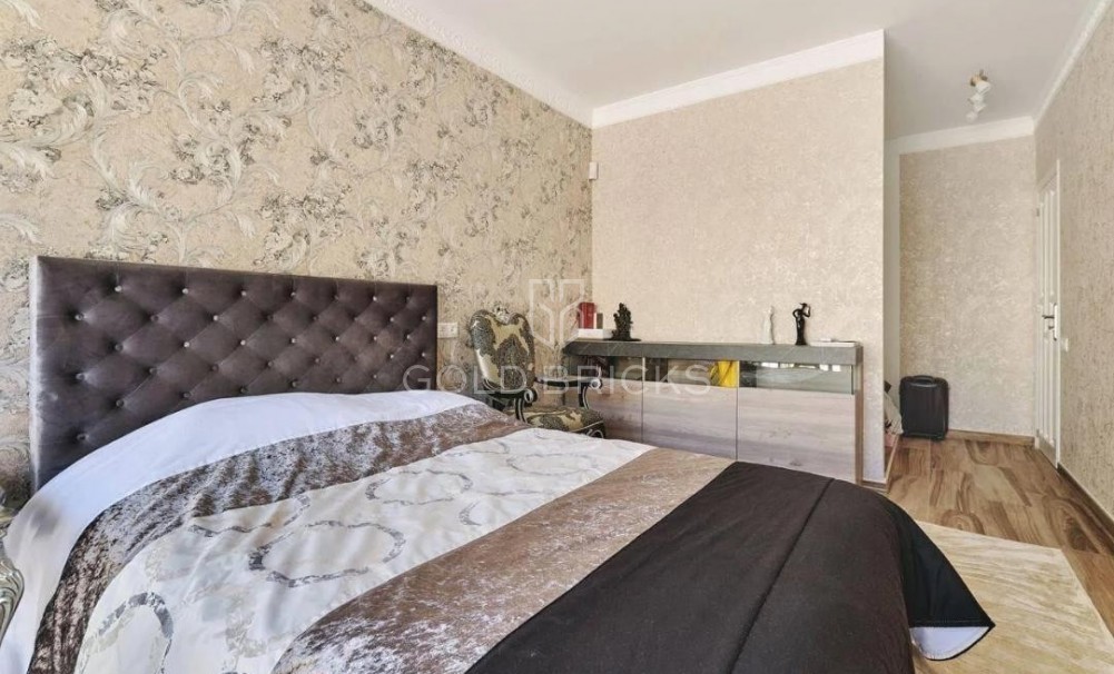 Wederverkoop ·  · Orihuela · Campoamor