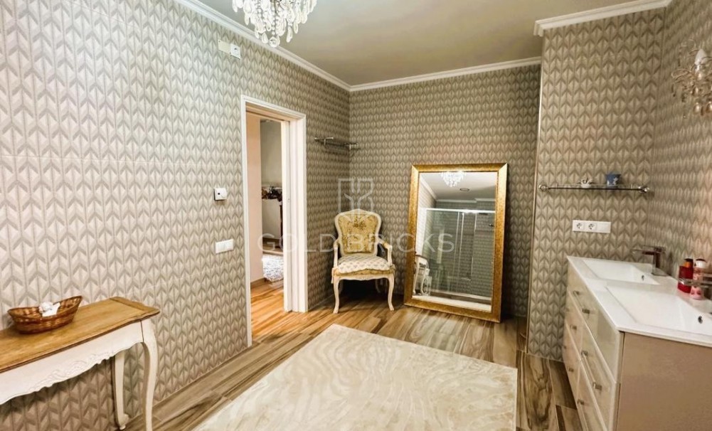 Wederverkoop ·  · Orihuela · Campoamor