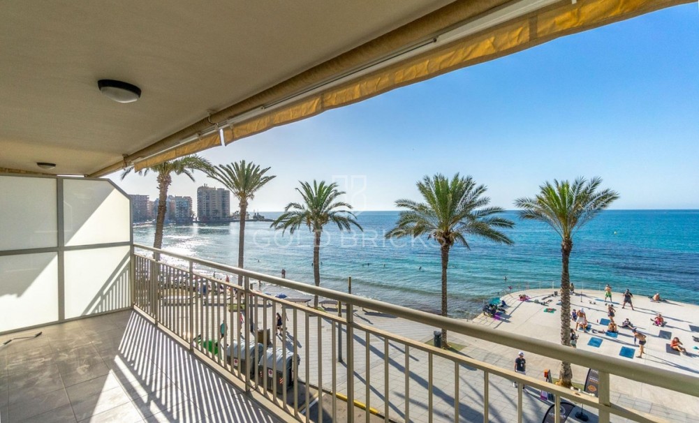 Wederverkoop ·  · Torrevieja · Playa del Cura