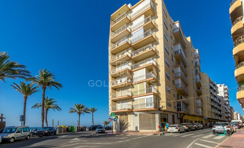 Wederverkoop ·  · Torrevieja · Playa del Cura
