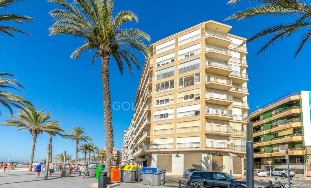 Wederverkoop ·  · Torrevieja · Playa del Cura