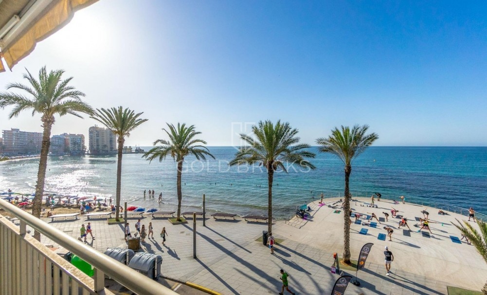 Wederverkoop ·  · Torrevieja · Playa del Cura