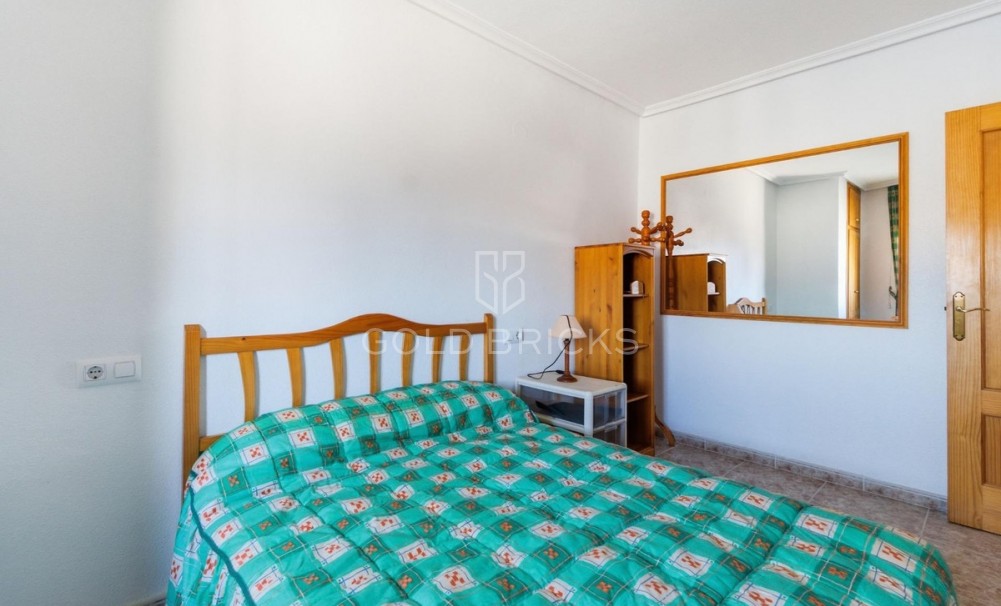 Wederverkoop ·  · Torrevieja · Playa de los Locos