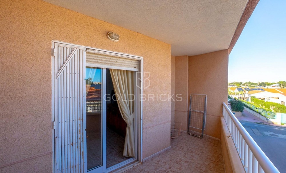 Wederverkoop ·  · Torrevieja · Playa de los Locos