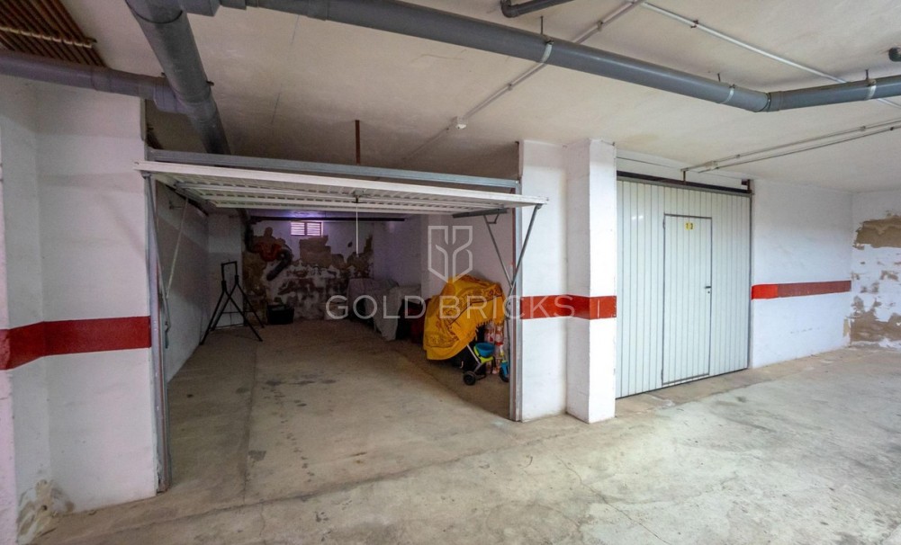 Wederverkoop ·  · Torrevieja · Playa de los Locos