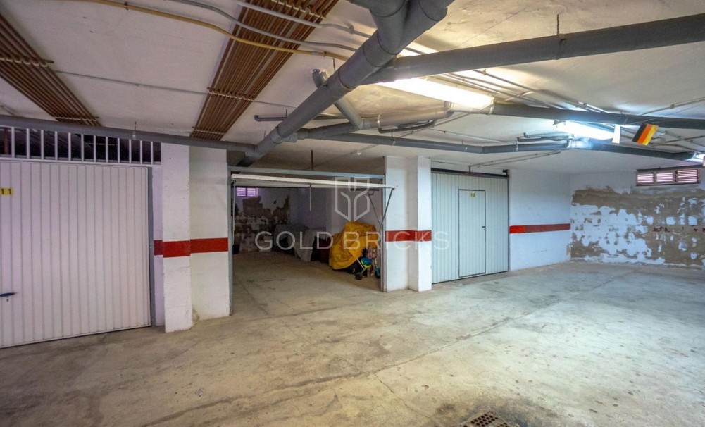 Wederverkoop ·  · Torrevieja · Playa de los Locos